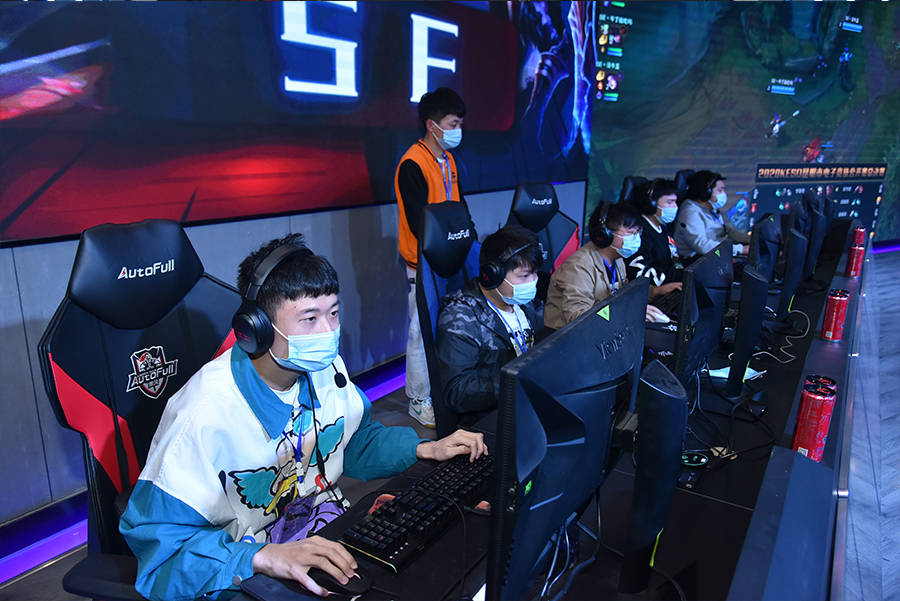 边锋加强边 边锋加强边