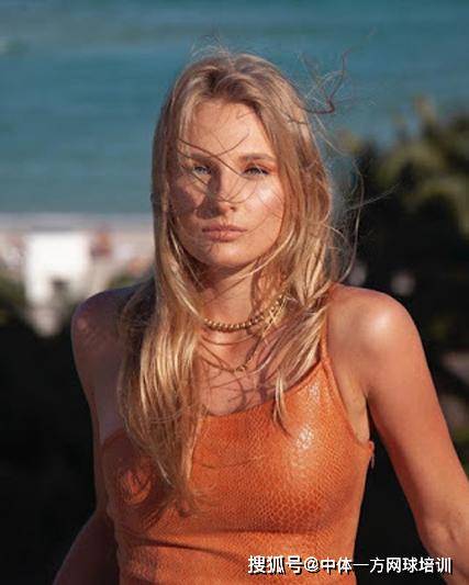 追平了她在 追平了她在